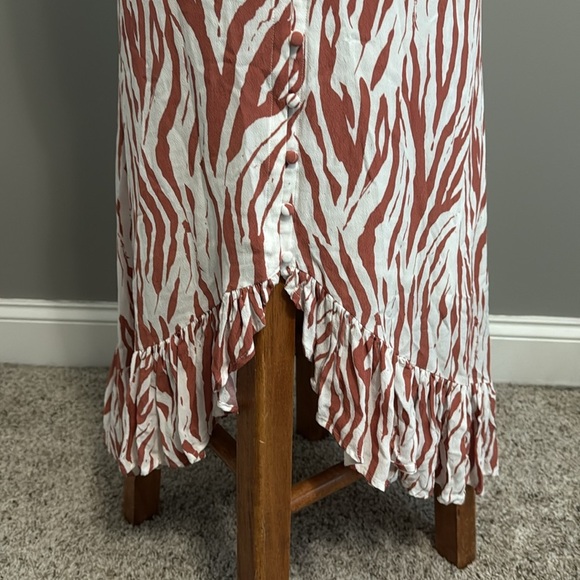 Rails - Frida Midi Dress in Rust Zebra - Size Medium - Good Used Condition!! - Picture 4 of 11